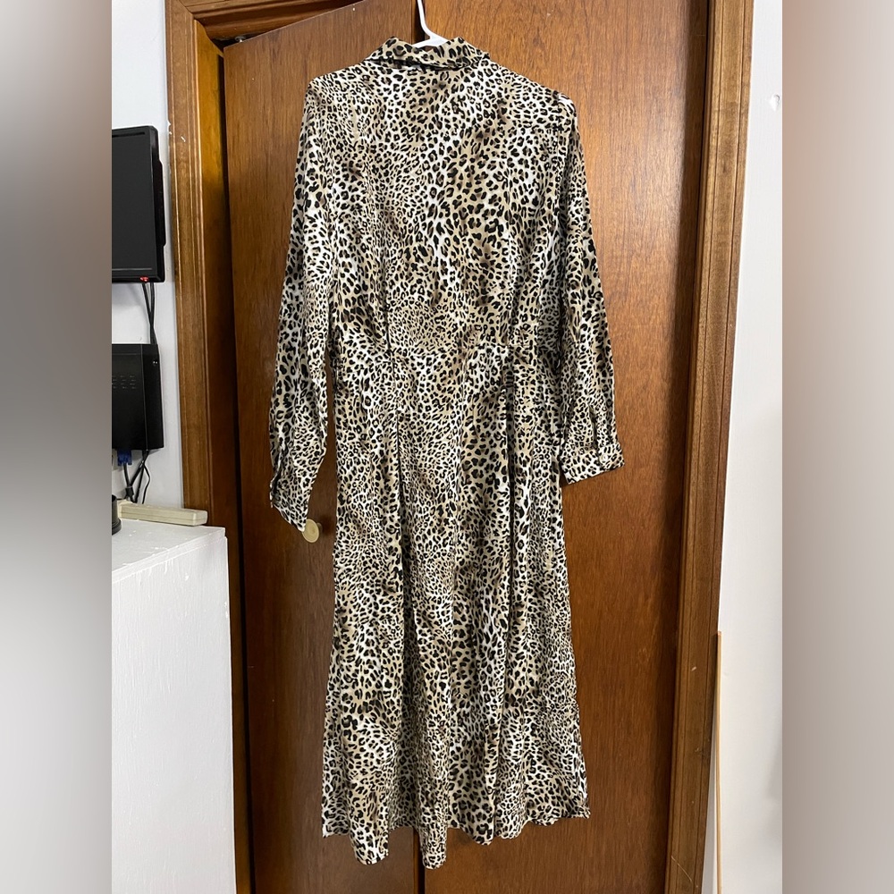 Leopard Print Button-Up Dress - Picture 2 of 7